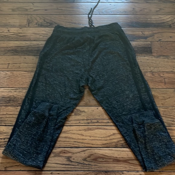 size XS Garage sweatpants black - Picture 3 of 3